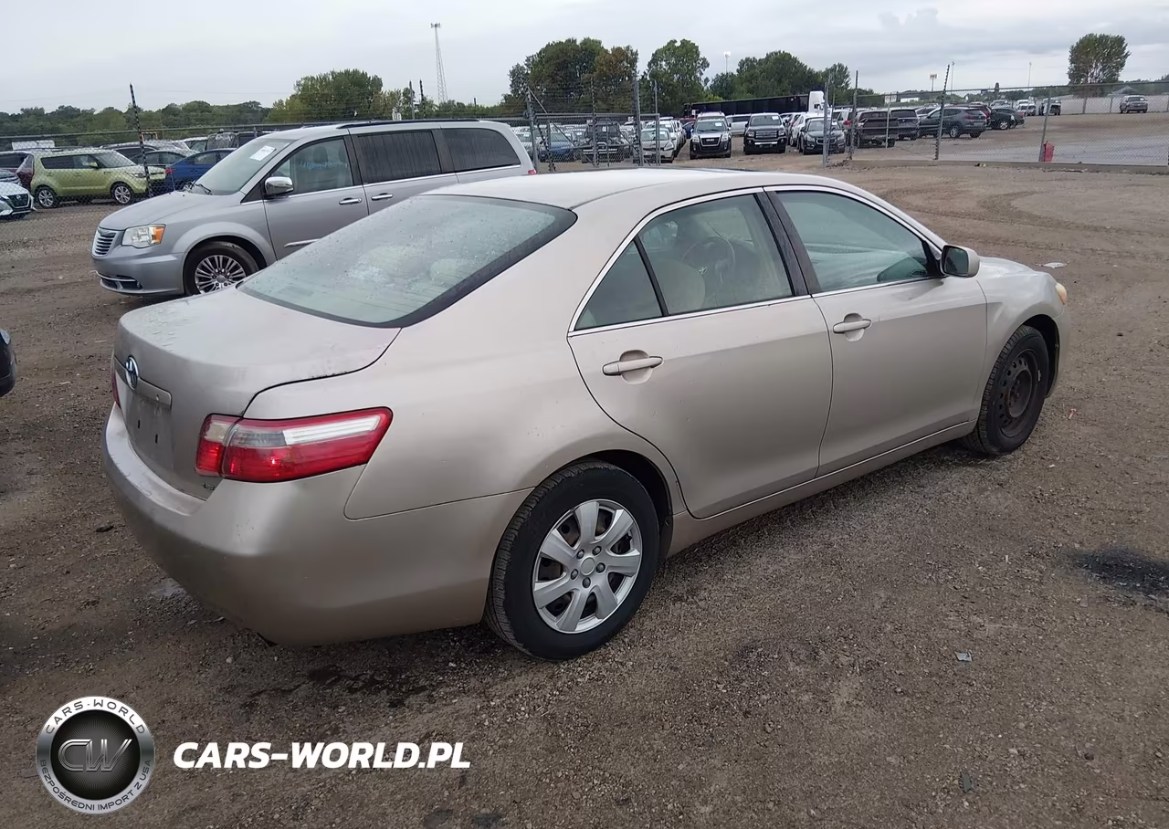 2007 Toyota Camry Le VIN:4T1BE46K57U573615 - 4