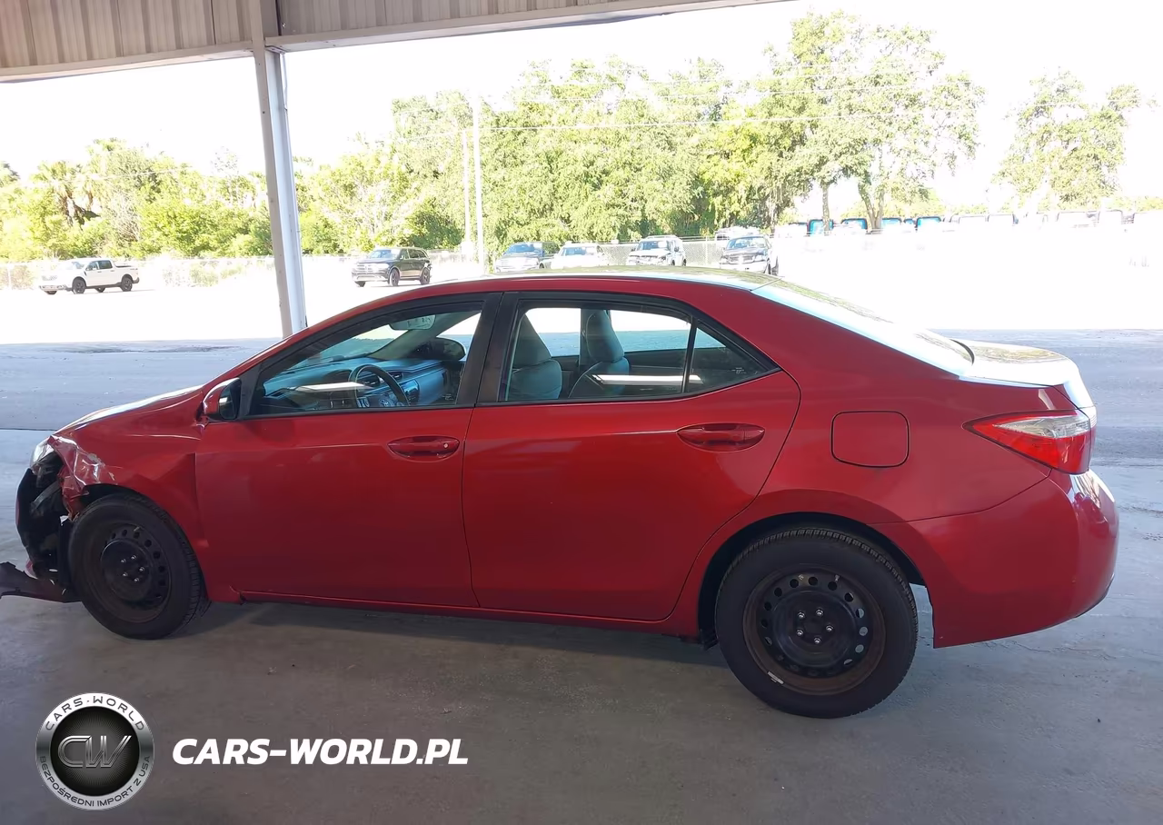 2015 Toyota Corolla Le VIN:2T1BURHE6FC409247 - 14