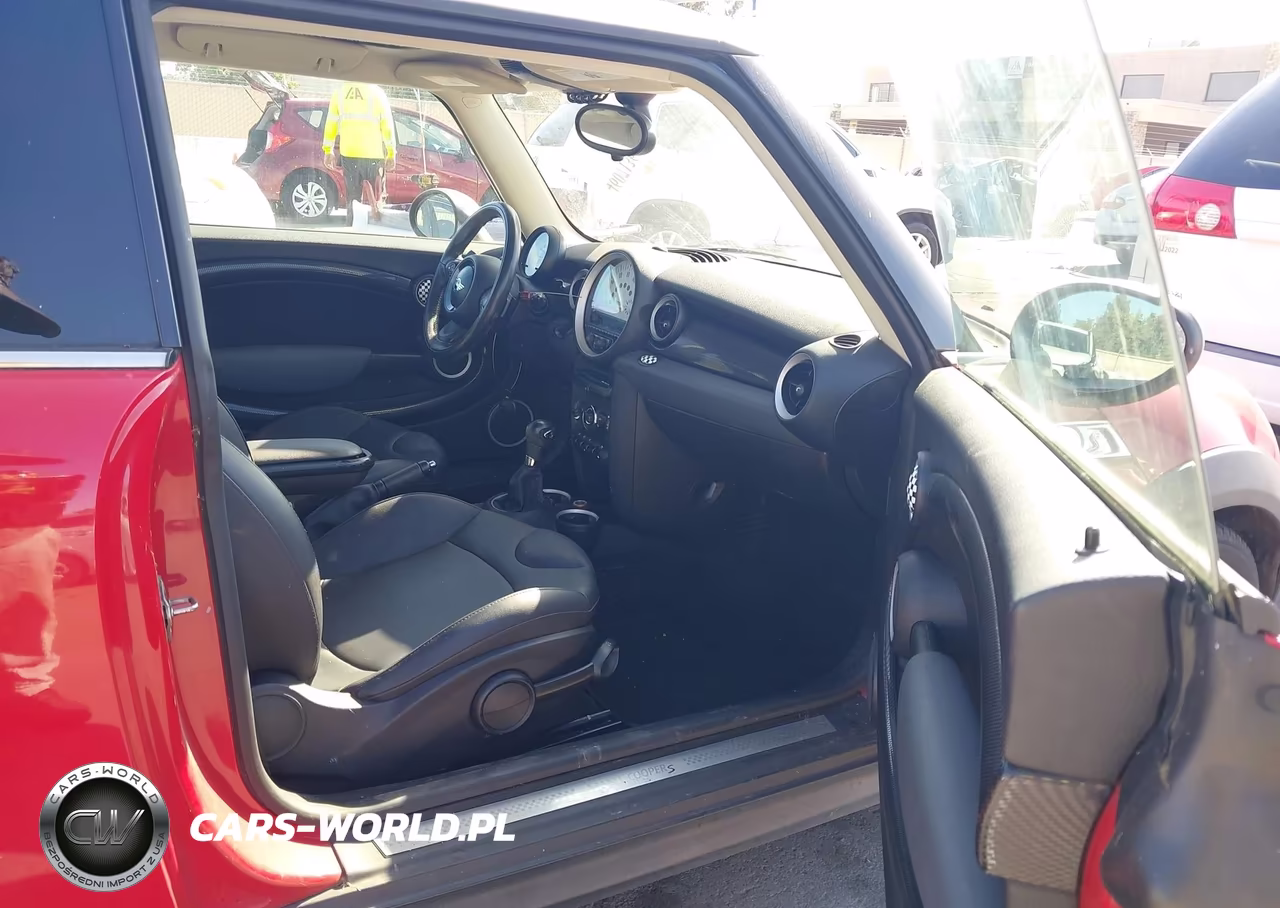 2011 Mini Cooper S VIN:WMWSV3C58BTY12258 - 5