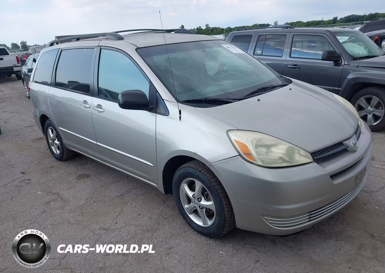 2005 Toyota Sienna Le – zdjęcie 1 z 11