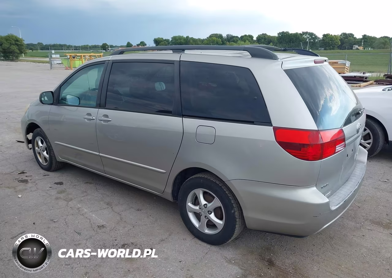 2005 Toyota Sienna Le VIN:5TDZA23C75S296869 - 3
