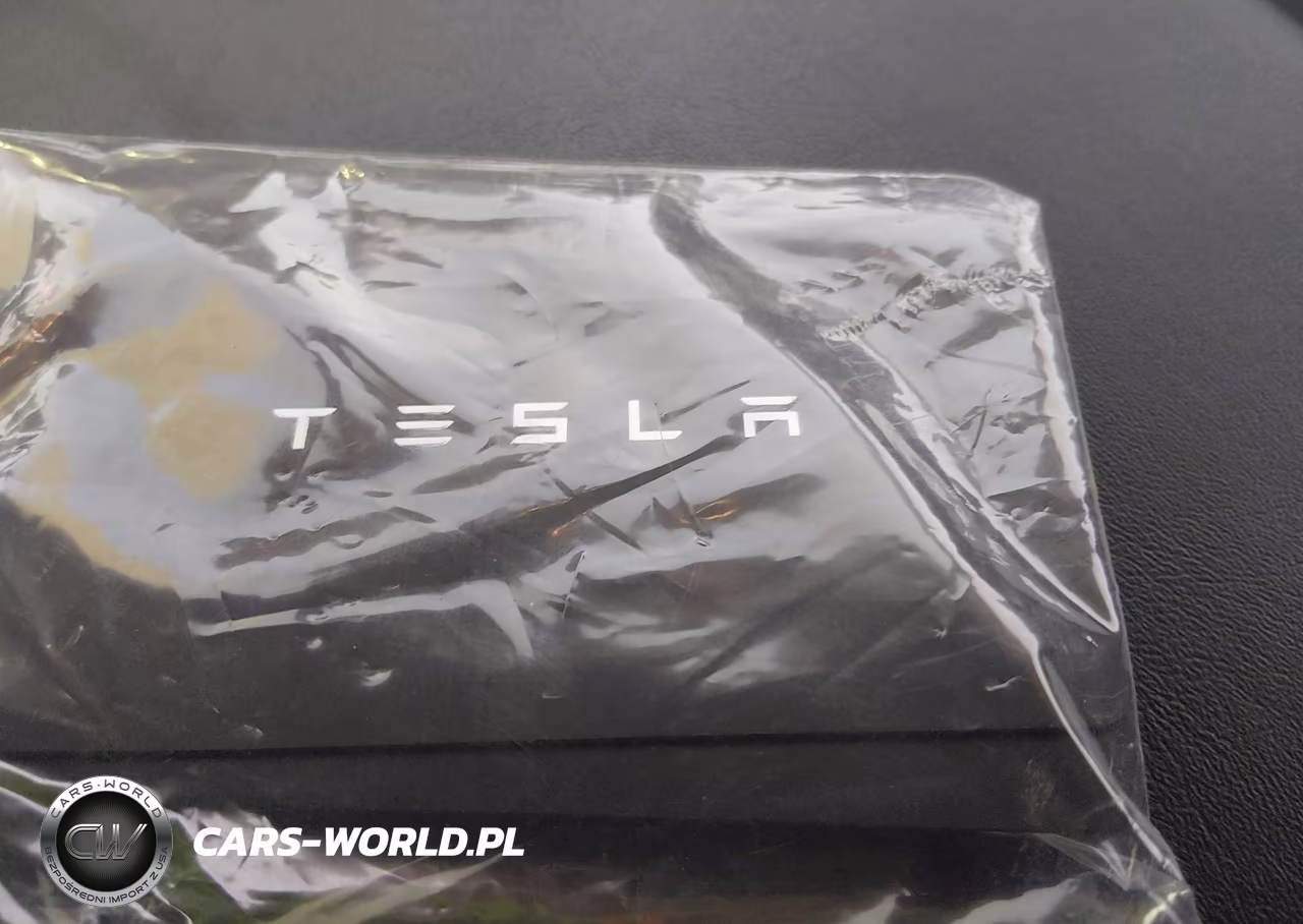 2020 Tesla Model 3 Long Range Dual Motor All-Wheel Drive VIN:5YJ3E1EB7LF617271 - 11