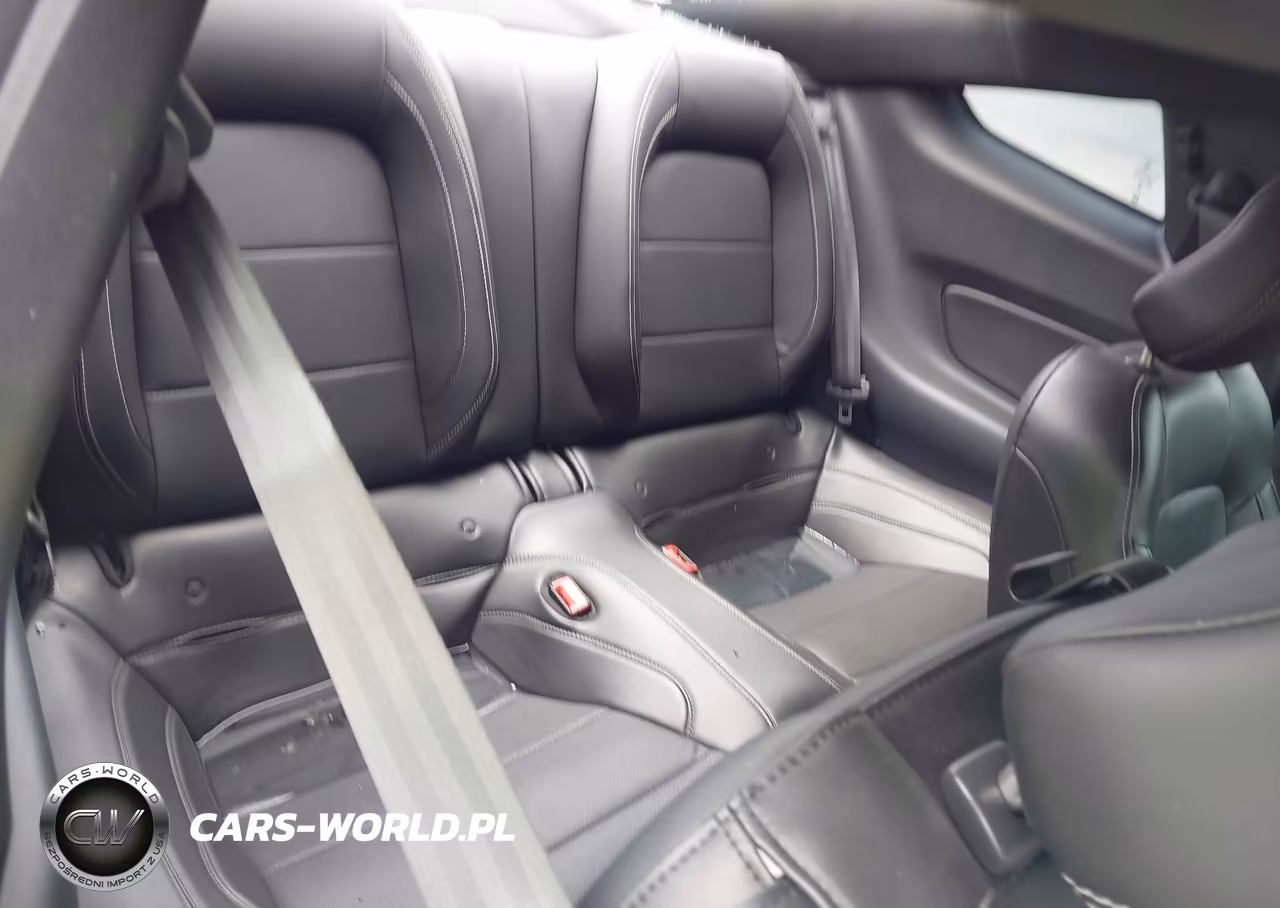 2019 Ford Mustang Ecoboost Premium VIN:1FA6P8THXK5105453 - 8