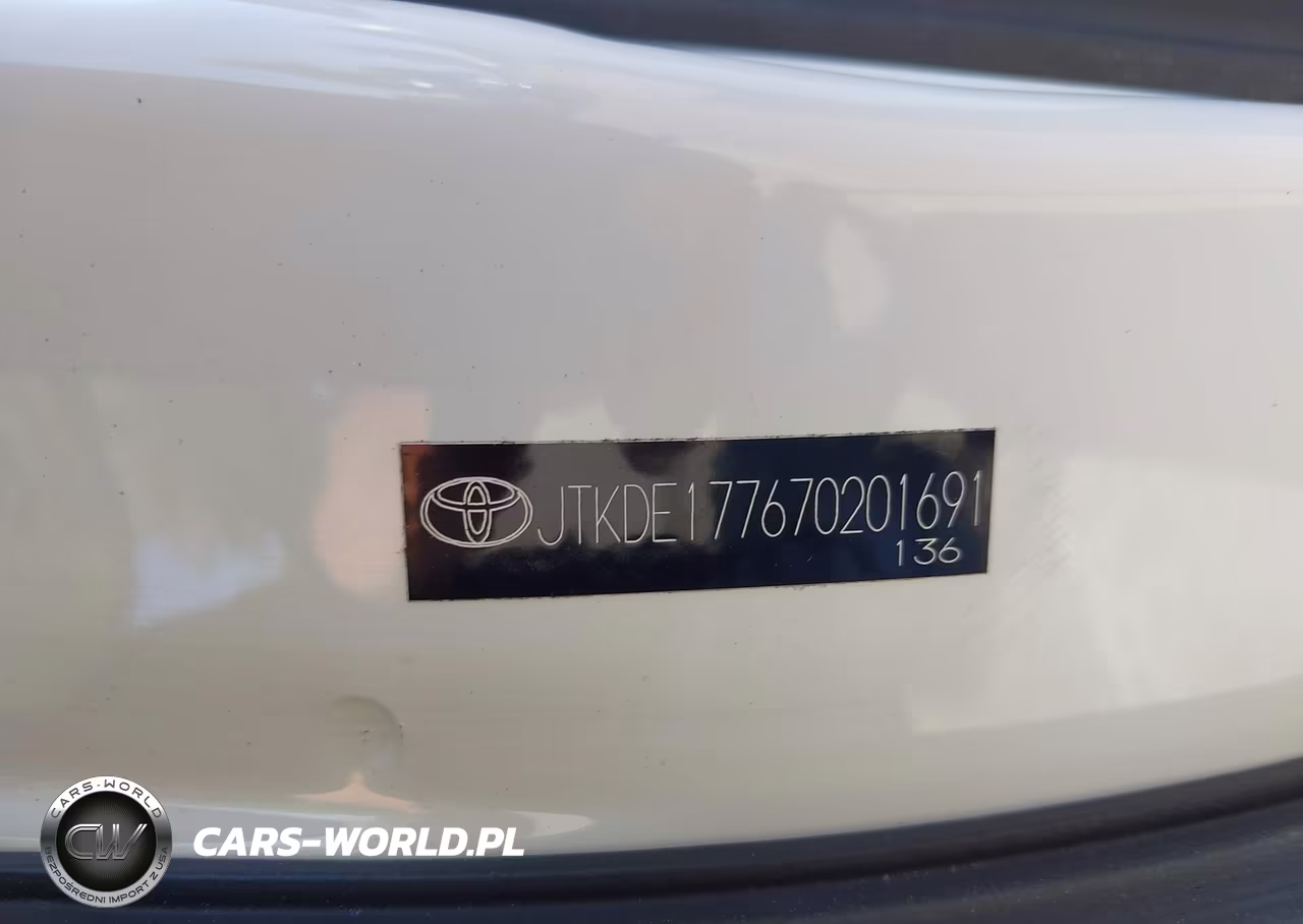 2007 Scion Tc VIN:JTKDE177670201691 - 9