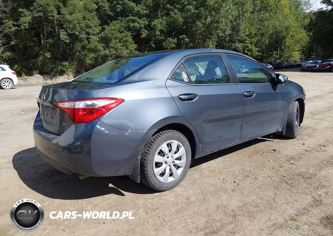 2014 Toyota Corolla Le VIN:5YFBURHE3EP131213 - 4