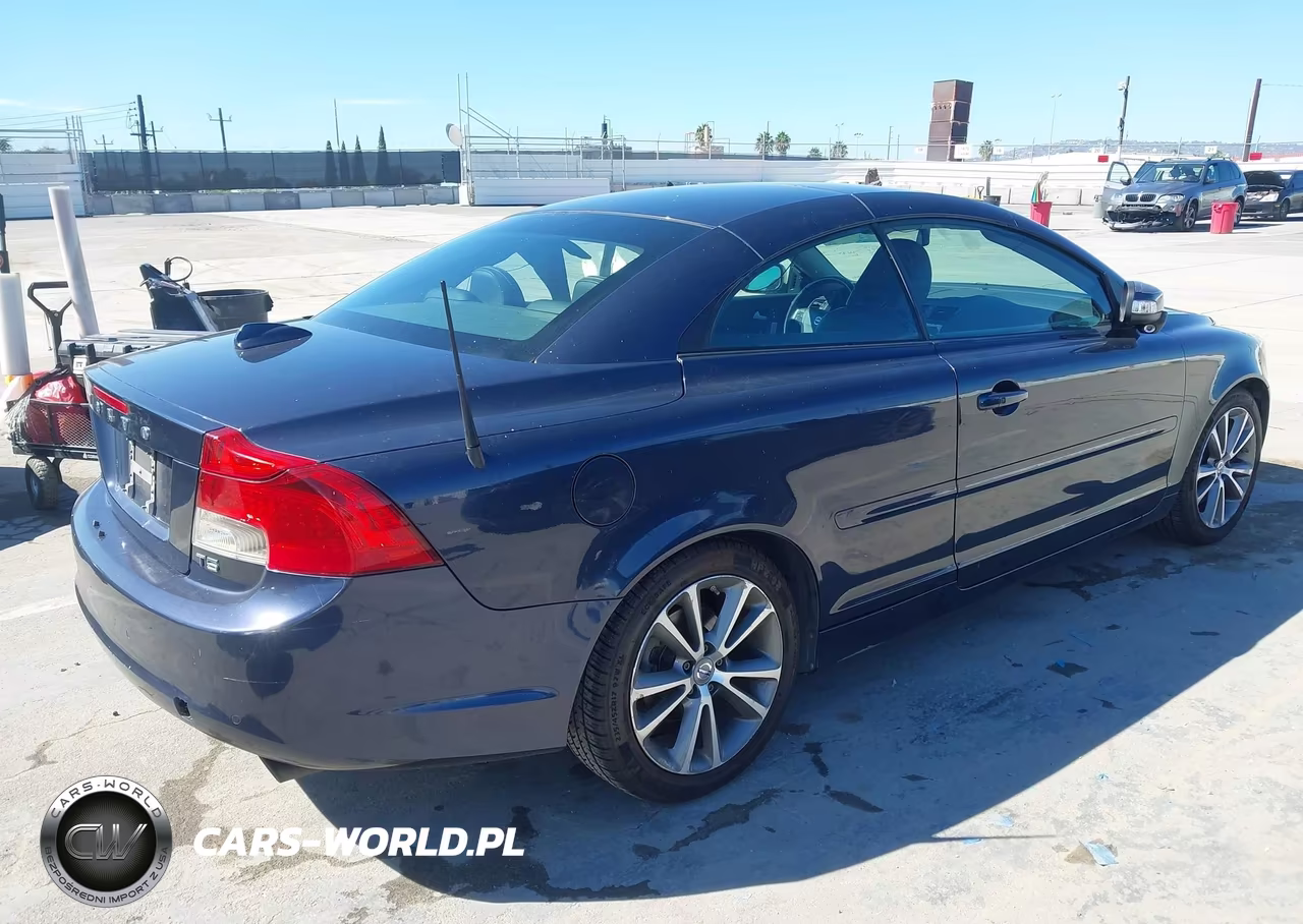 2012 Volvo C70 T5 VIN:YV1672MC9CJ124539 - 4
