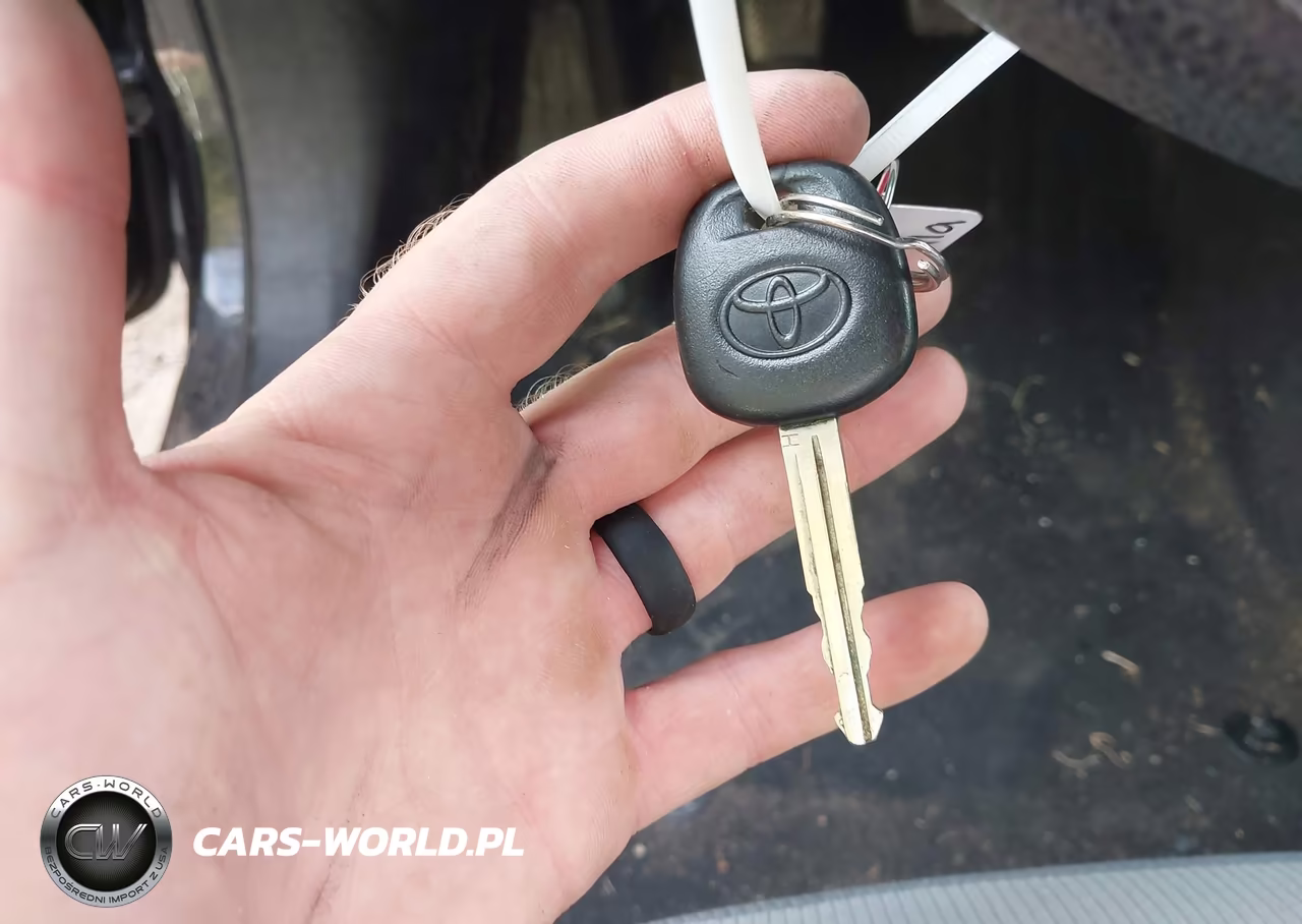 2014 Toyota Corolla L VIN:5YFBURHE1EP066071 - 11