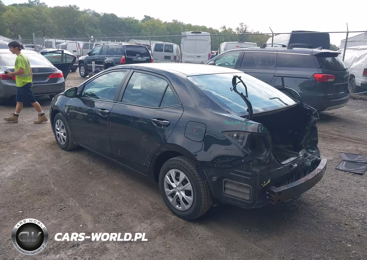 2014 Toyota Corolla L VIN:5YFBURHE1EP066071 - 3