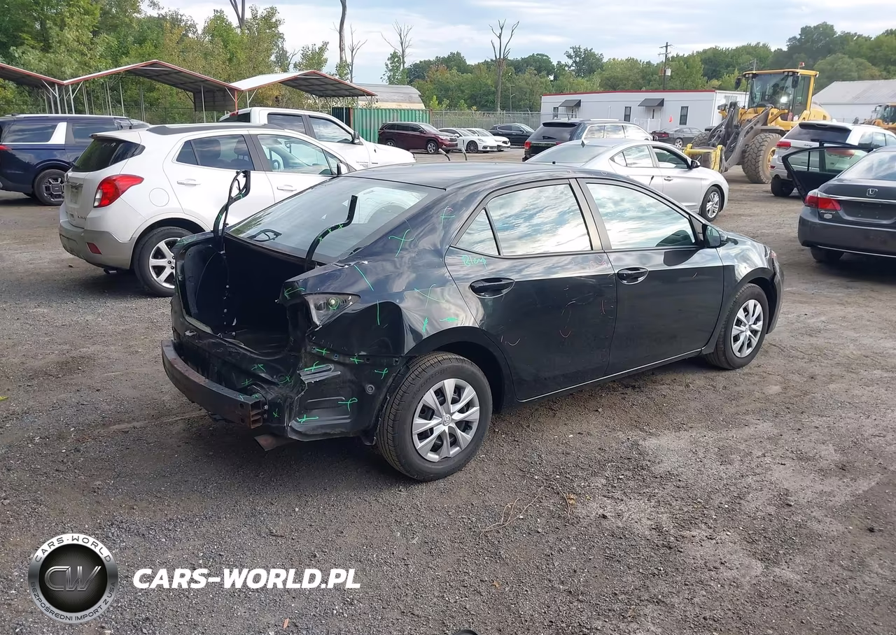 2014 Toyota Corolla L VIN:5YFBURHE1EP066071 - 4