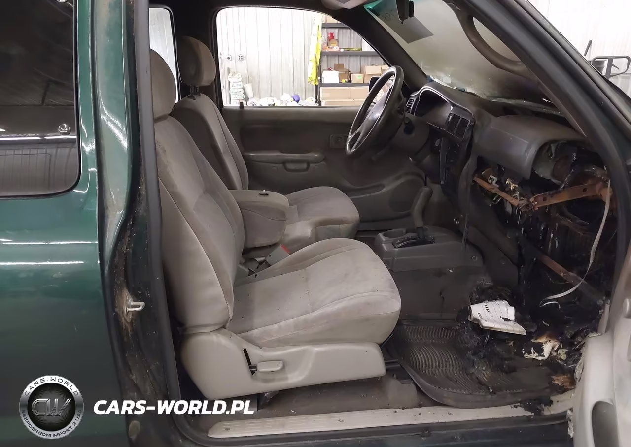 2001 Toyota Tacoma VIN:5TEVL52N21Z811271 - 5