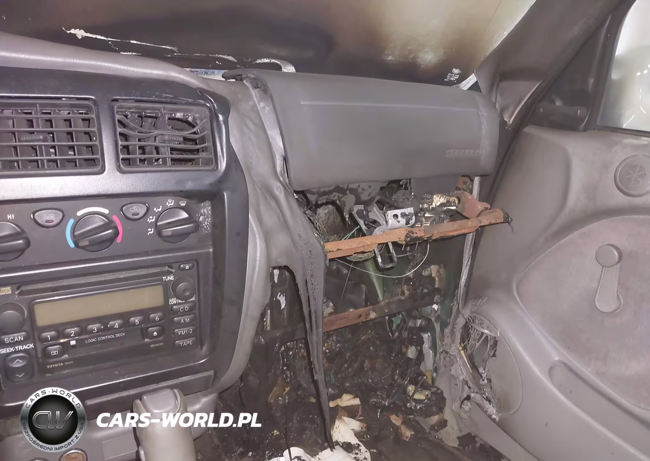2001 Toyota Tacoma VIN:5TEVL52N21Z811271 - 6