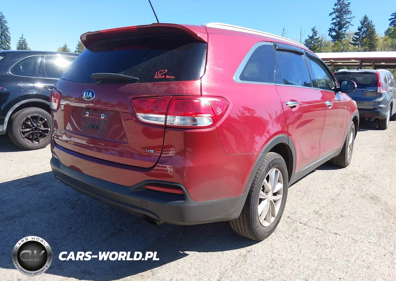 2017 Kia Sorento 3.3L Lx VIN:5XYPG4A58HG195203 - 4