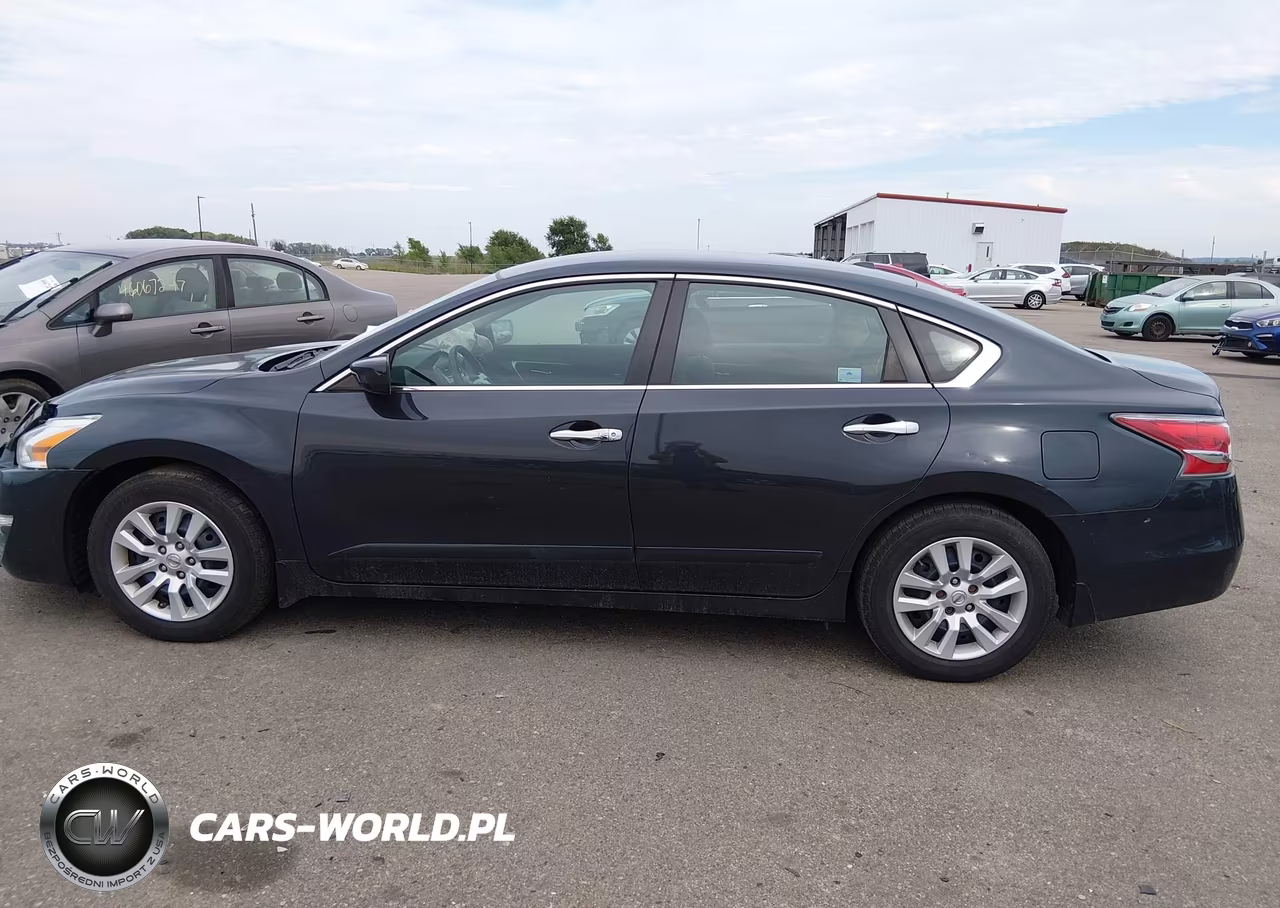 2015 Nissan Altima 2.5 S VIN:1N4AL3AP5FC138090 - 14