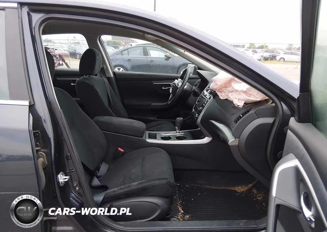 2015 Nissan Altima 2.5 S VIN:1N4AL3AP5FC138090 - 5