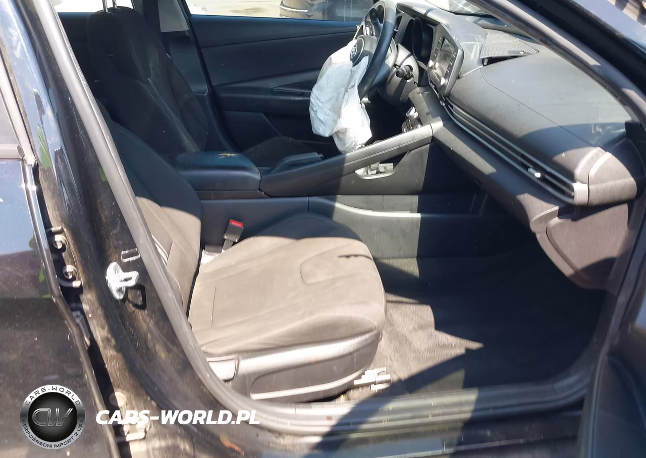 2021 Hyundai Elantra Sel VIN:KMHLM4AG9MU196499 - 5