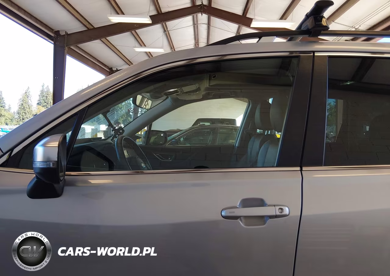 2020 Subaru Forester Touring VIN:JF2SKAXC1LH456511 - 14