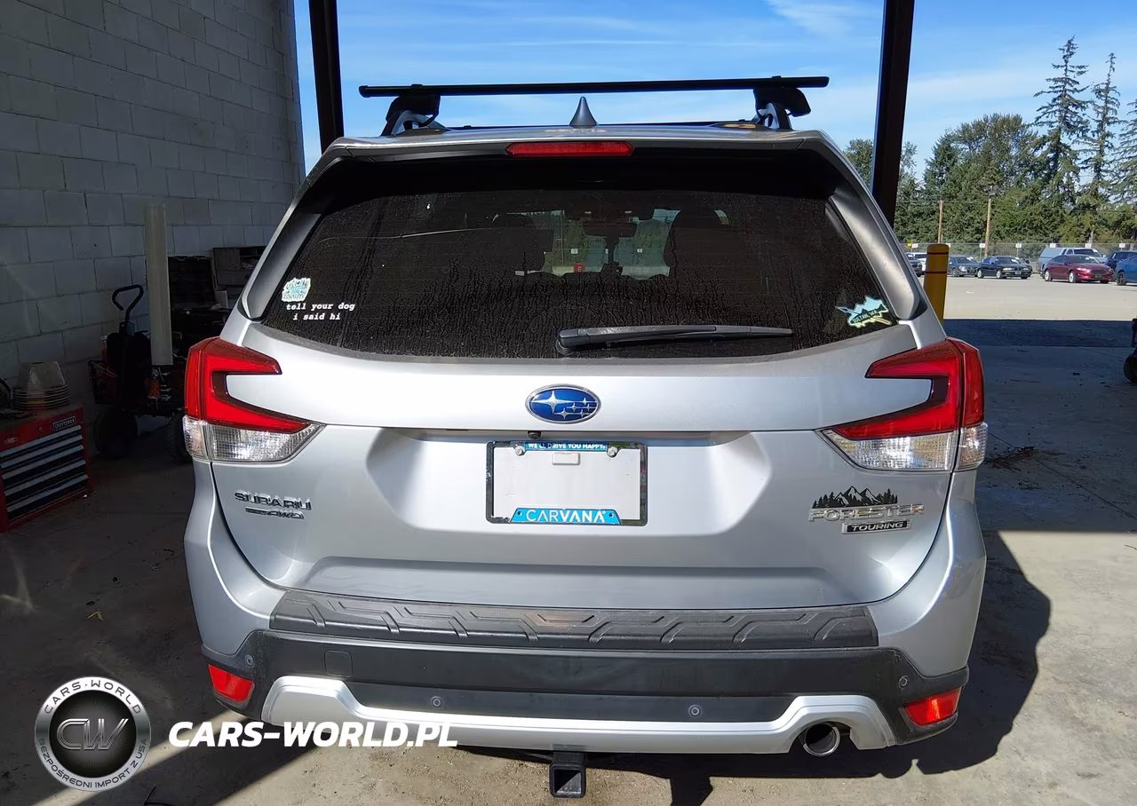 2020 Subaru Forester Touring VIN:JF2SKAXC1LH456511 - 16