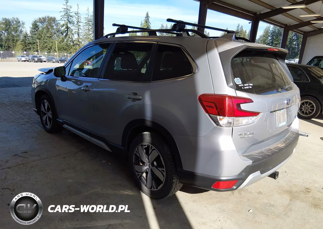 2020 Subaru Forester Touring VIN:JF2SKAXC1LH456511 - 3