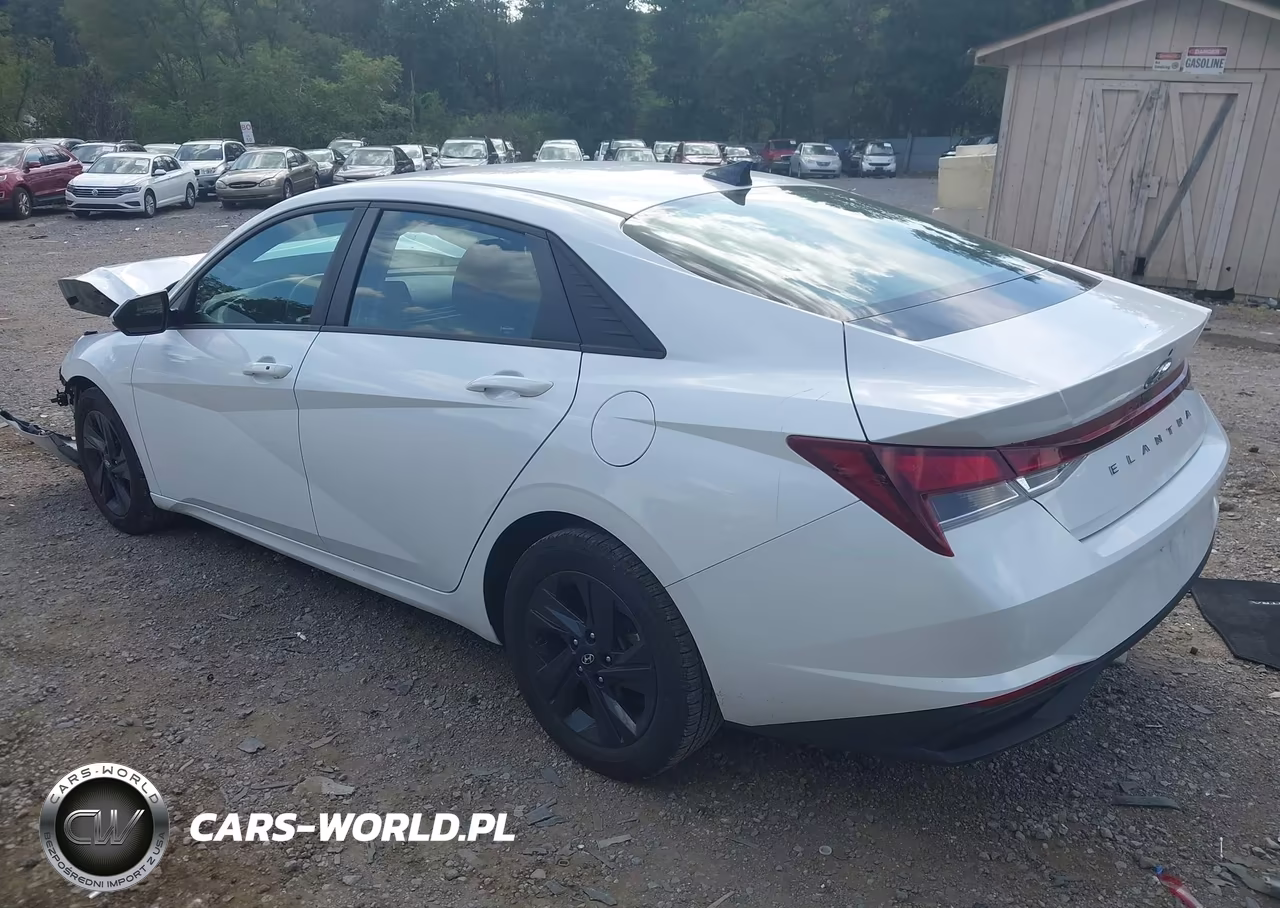 2022 Hyundai Elantra Sel VIN:5NPLS4AG2NH085265 - 3