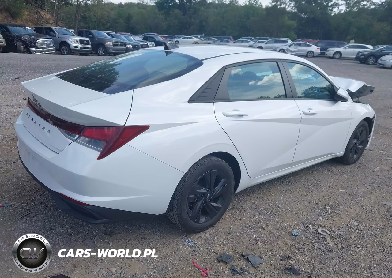2022 Hyundai Elantra Sel VIN:5NPLS4AG2NH085265 - 4