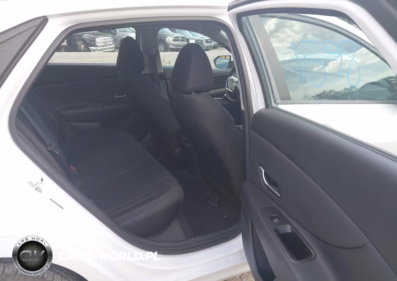 2022 Hyundai Elantra Sel VIN:5NPLS4AG2NH085265 - 8