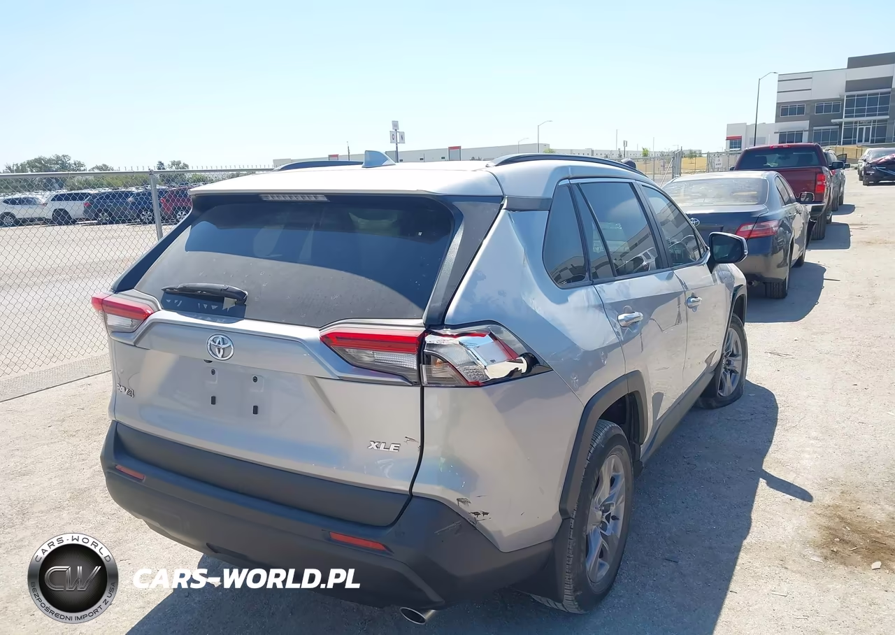 2023 Toyota Rav4 Xle VIN:2T3W1RFV0PC230935 - 4