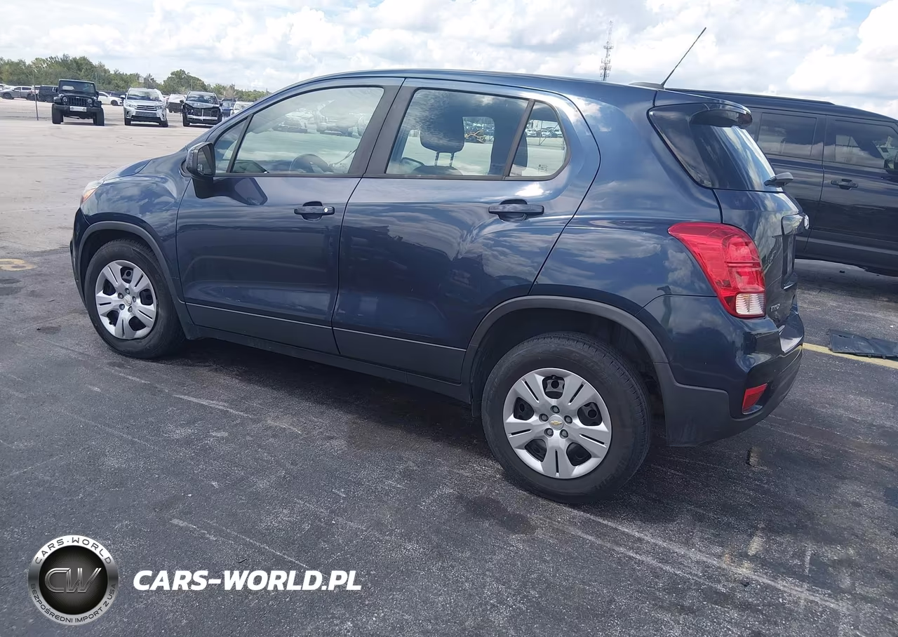2018 Chevrolet Trax Ls VIN:3GNCJKSB3JL367216 - 3
