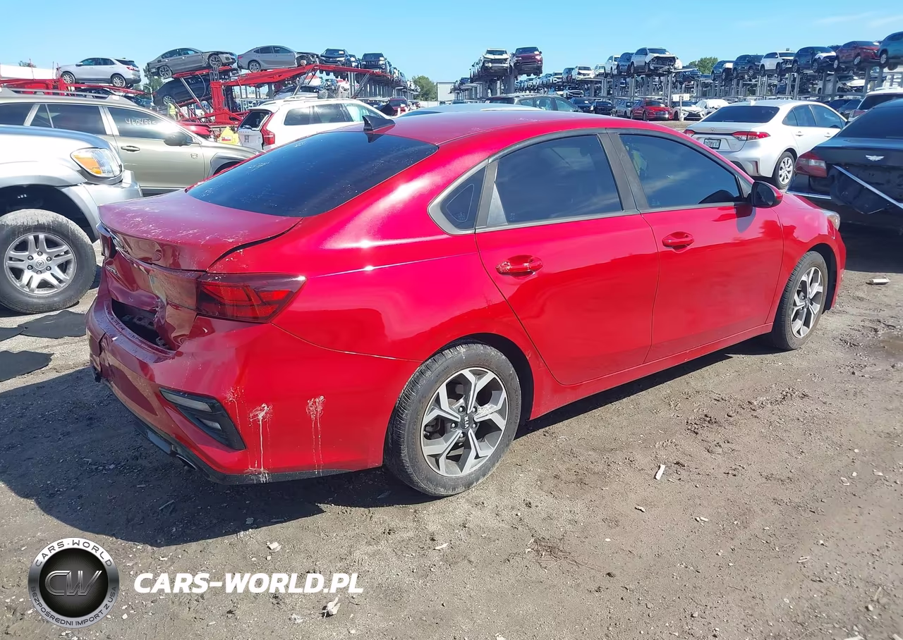2019 Kia Forte Lxs VIN:3KPF24AD6KE138133 - 4