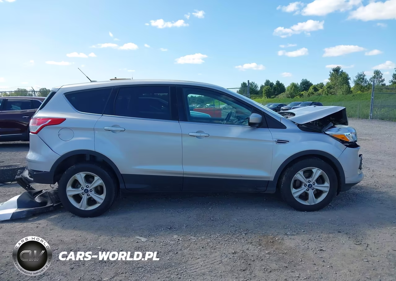 2015 Ford Escape Se VIN:1FMCU0G70FUB70134 - 14