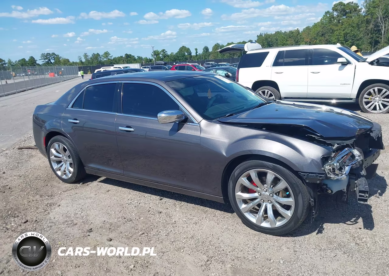2016 Chrysler 300C