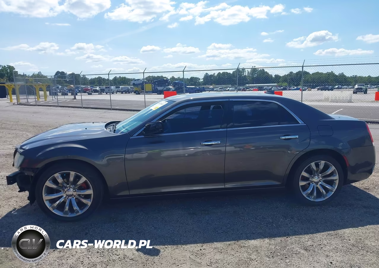 2016 Chrysler 300C VIN:2C3CCAEG3GH116738 - 14