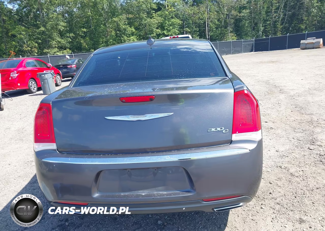 2016 Chrysler 300C VIN:2C3CCAEG3GH116738 - 16
