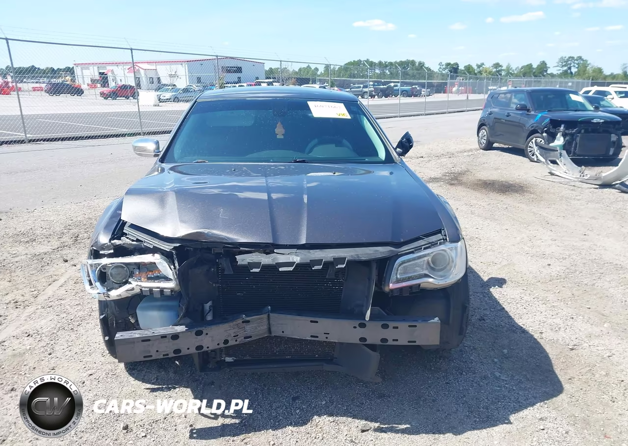 2016 Chrysler 300C VIN:2C3CCAEG3GH116738 - 6