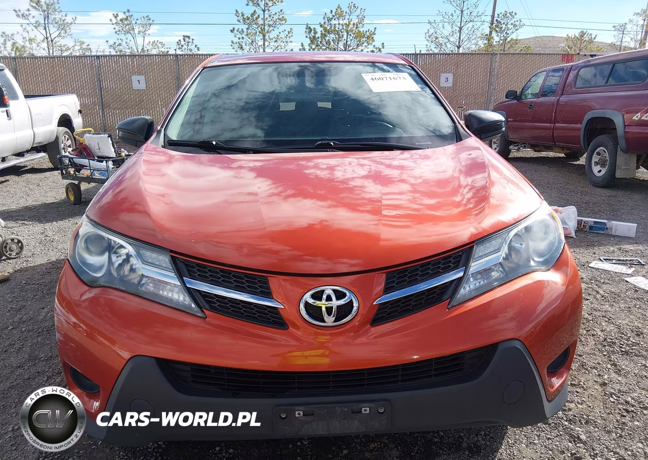 2015 Toyota Rav4 Le VIN:2T3BFREV7FW241655 - 12