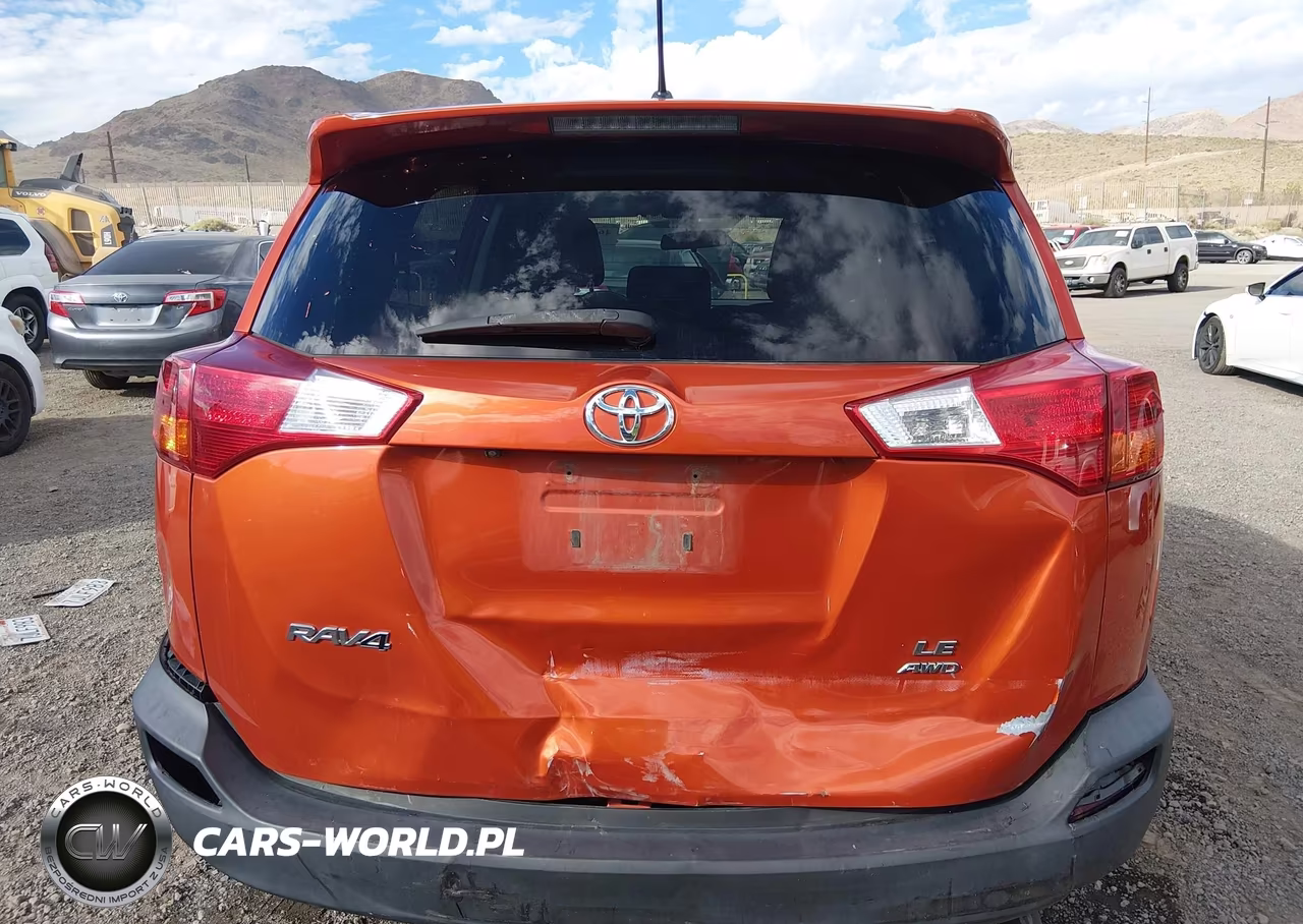 2015 Toyota Rav4 Le VIN:2T3BFREV7FW241655 - 16