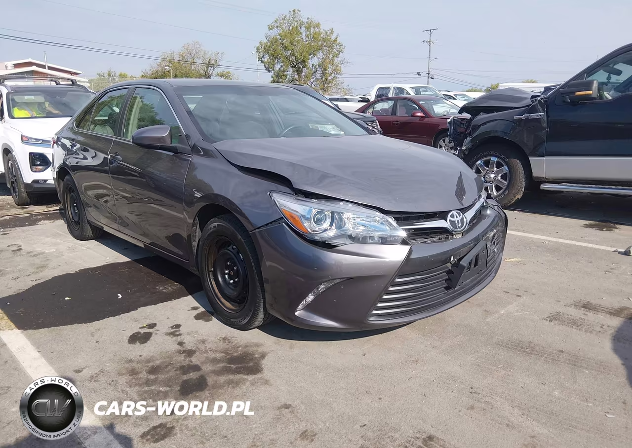 2016 Toyota Camry Le