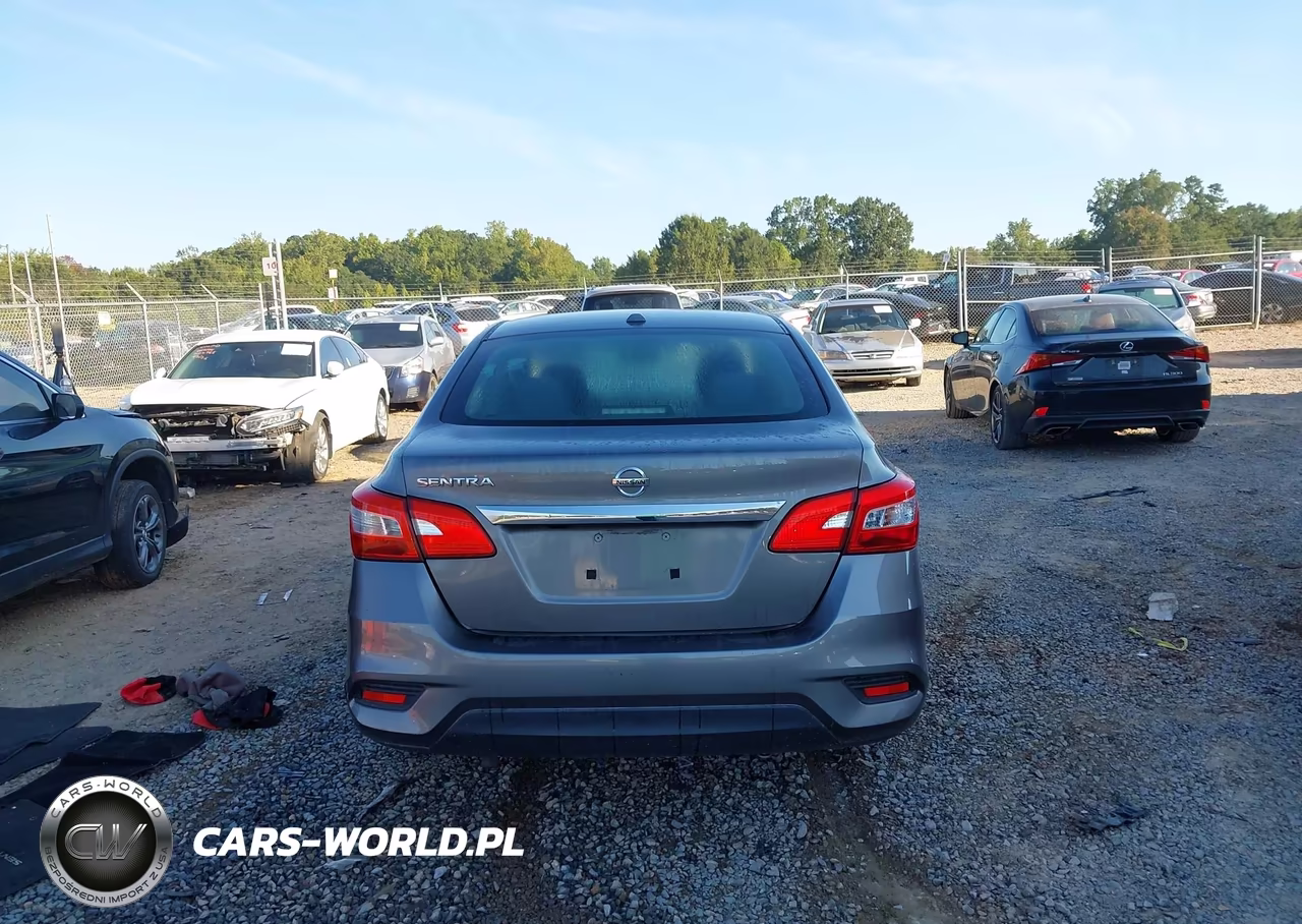 2017 Nissan Sentra S VIN:3N1AB7AP9HL708462 - 17