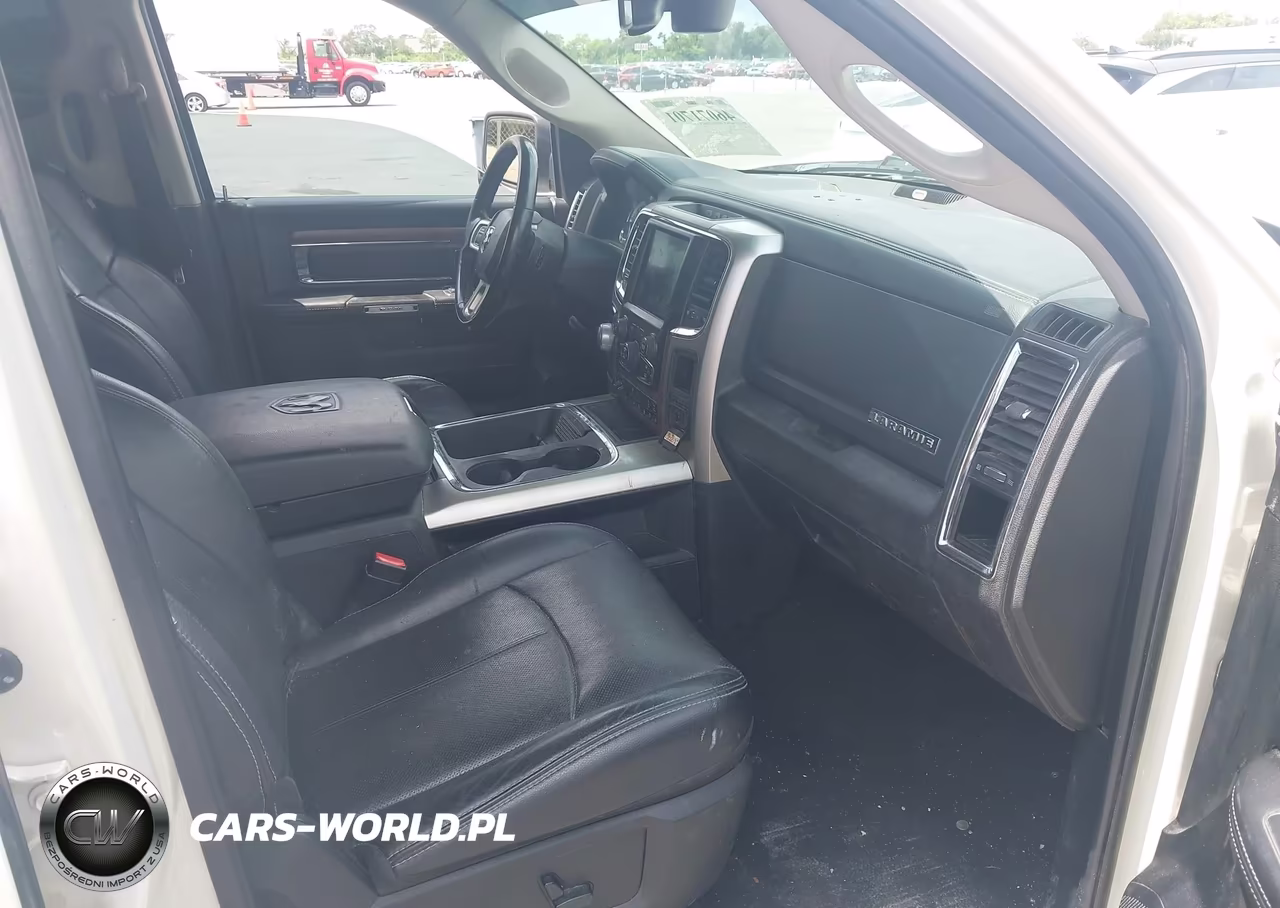 2018 Ram 1500 Laramie 4X4 5'7 Box VIN:1C6RR7NM0JS231902 - 5