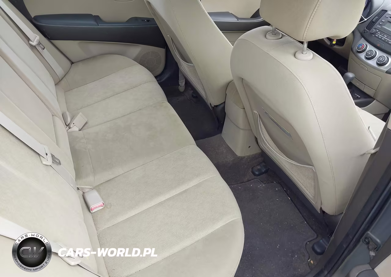 2010 Hyundai Elantra Gls VIN:KMHDU4AD7AU865276 - 8