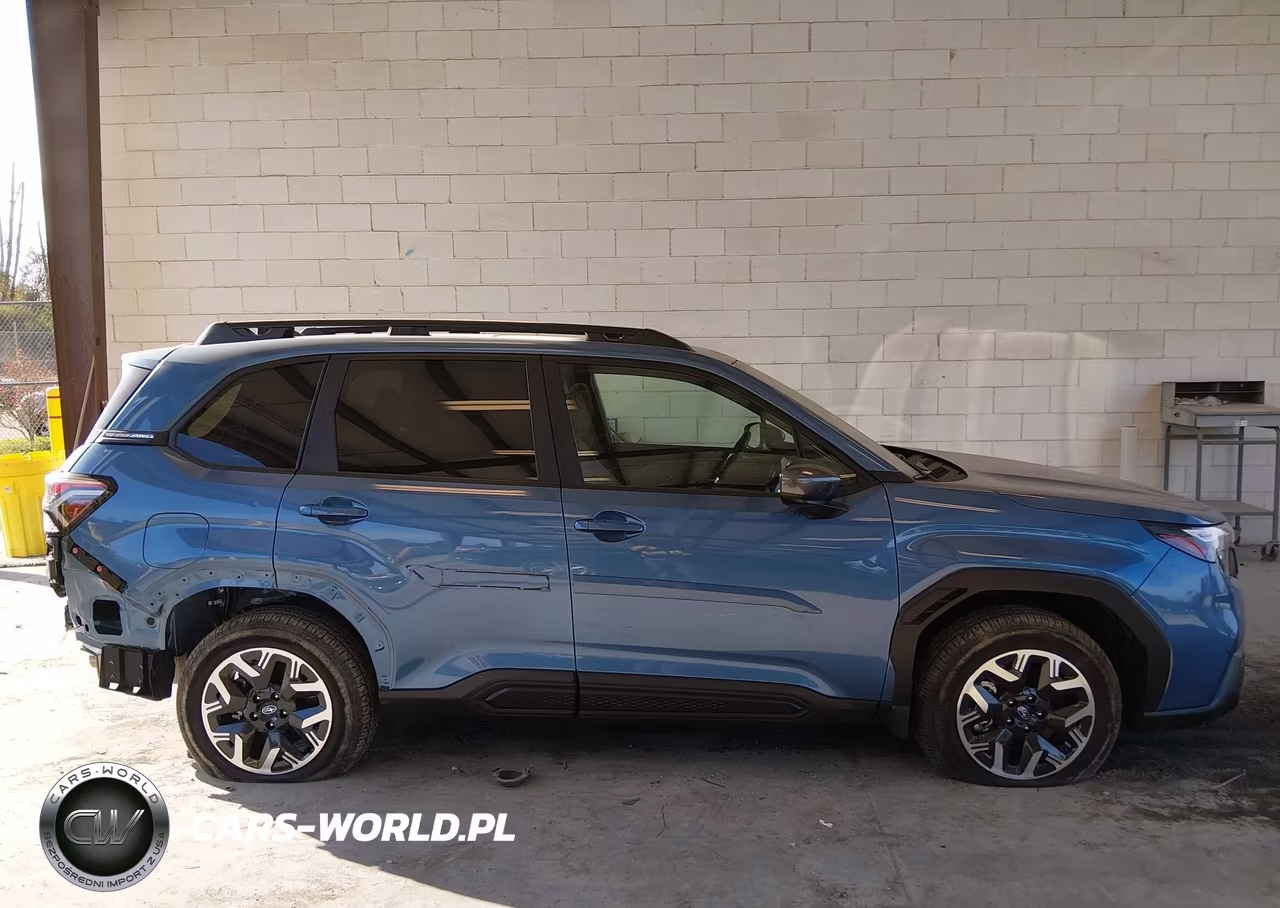 2025 Subaru Forester Premium VIN:JF2SLDDCXSH535211 - 14