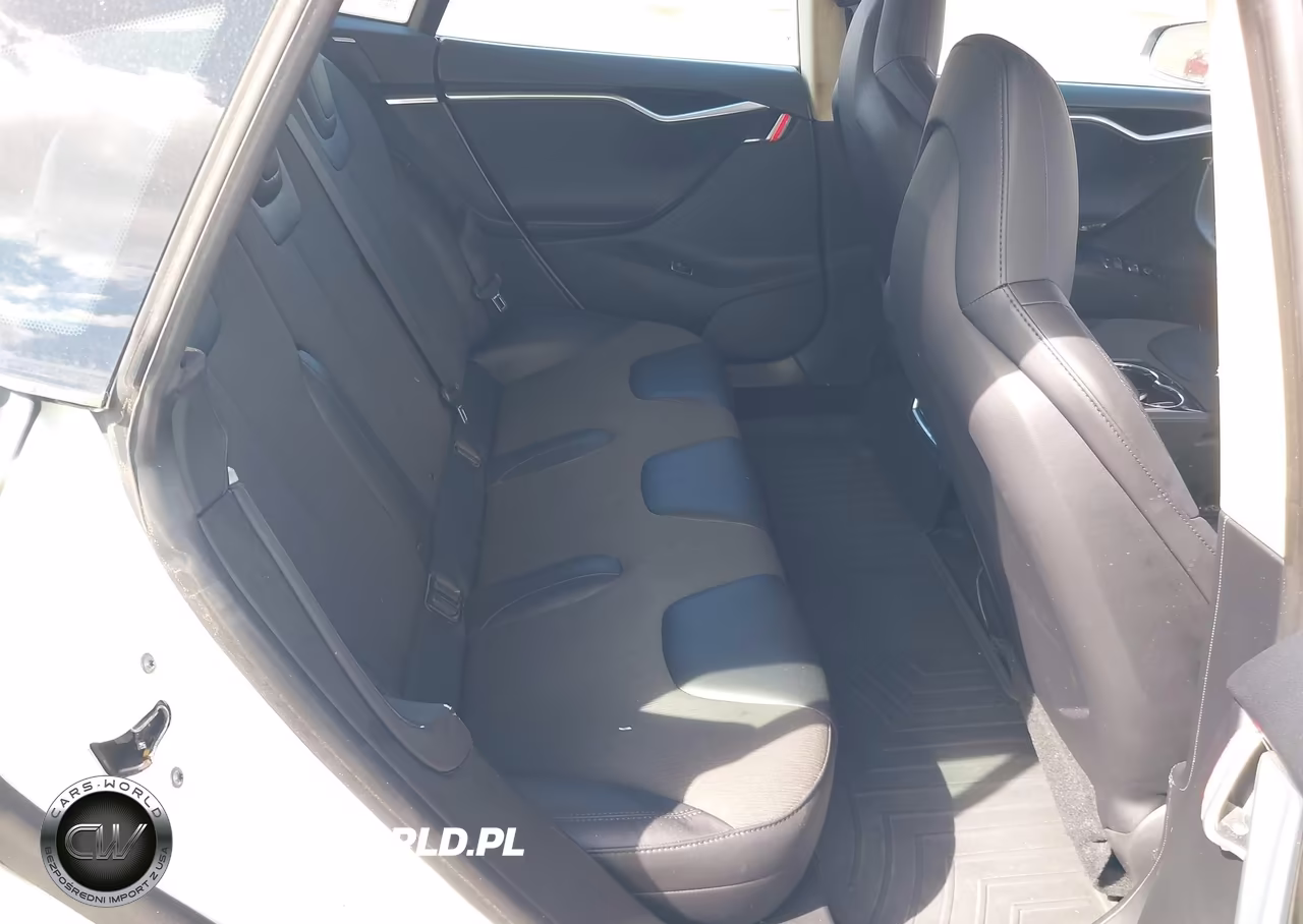 2013 Tesla Model S VIN:5YJSA1AC7DFP11187 - 8