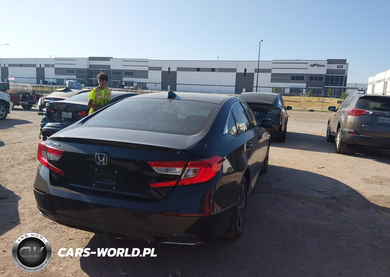 2018 Honda Accord Ex VIN:1HGCV1F43JA041492 - 4