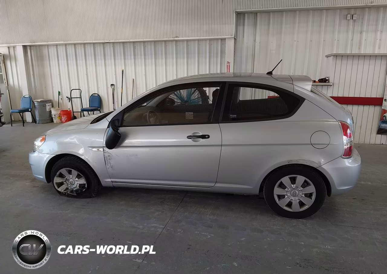 2007 Hyundai Accent Gs VIN:KMHCM36C87U047182 - 14