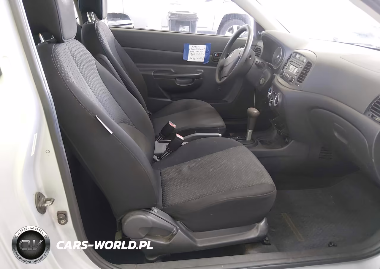 2007 Hyundai Accent Gs VIN:KMHCM36C87U047182 - 5