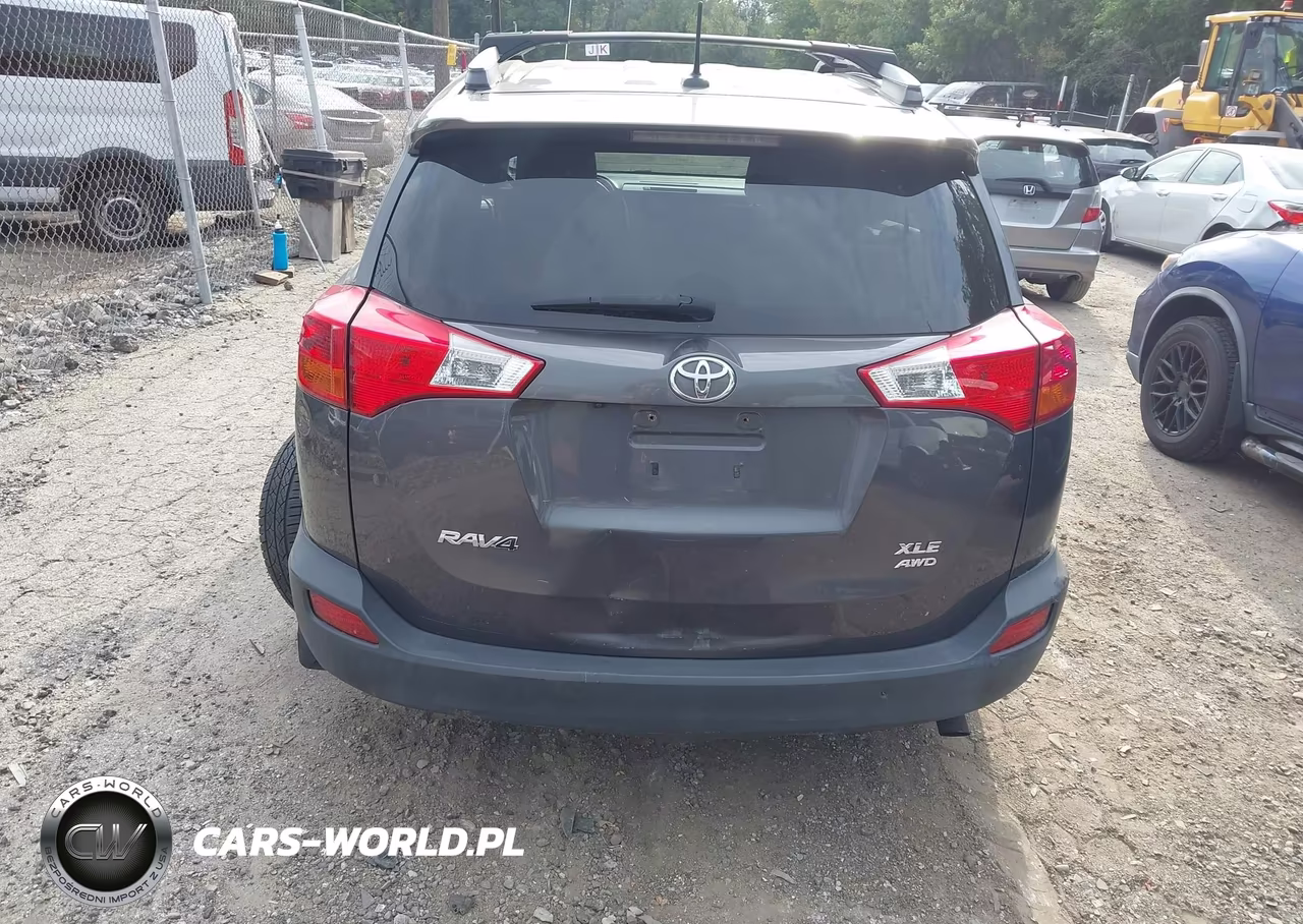 2015 Toyota Rav4 Xle VIN:JTMRFREV8FJ034642 - 16
