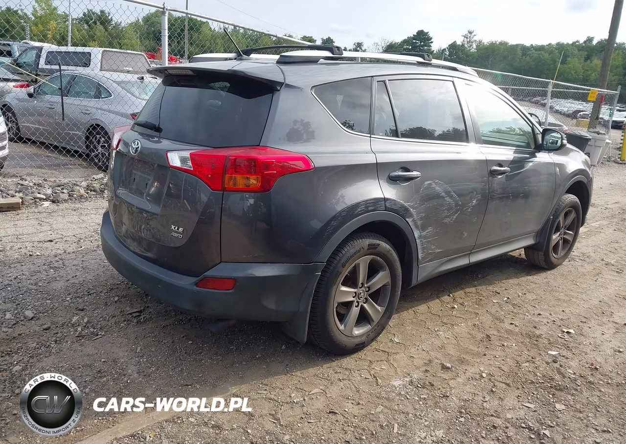 2015 Toyota Rav4 Xle VIN:JTMRFREV8FJ034642 - 4