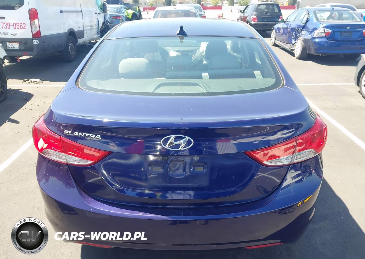 2013 Hyundai Elantra Gls VIN:5NPDH4AEXDH331639 - 17