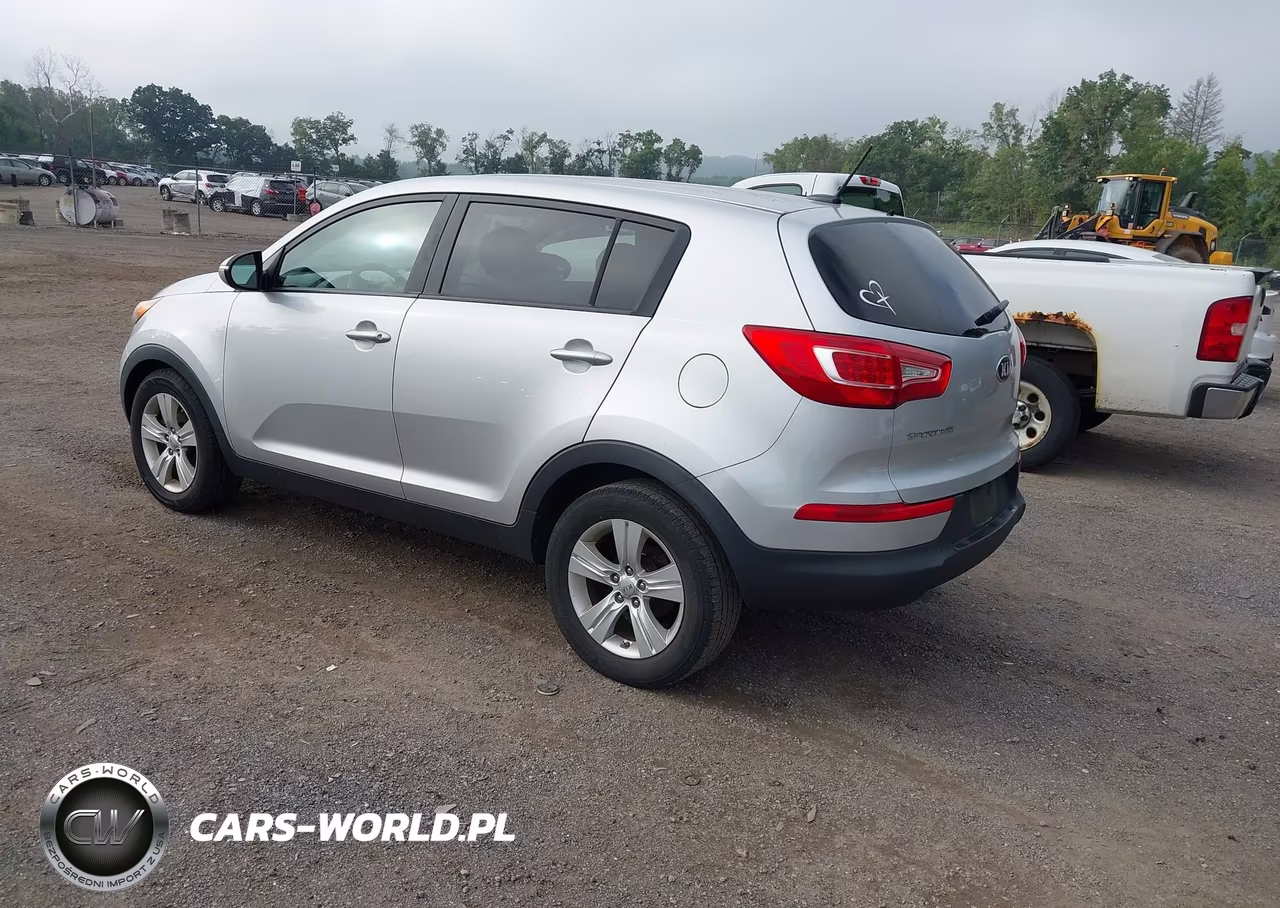 2013 Kia Sportage Lx VIN:KNDPB3A23D7422805 - 3