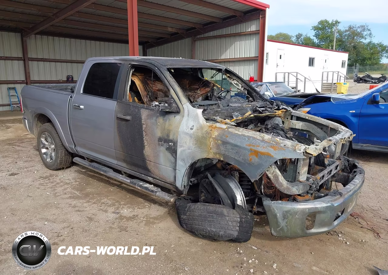 2019 Ram 1500 Classic Laramie 4X4 5'7 Box