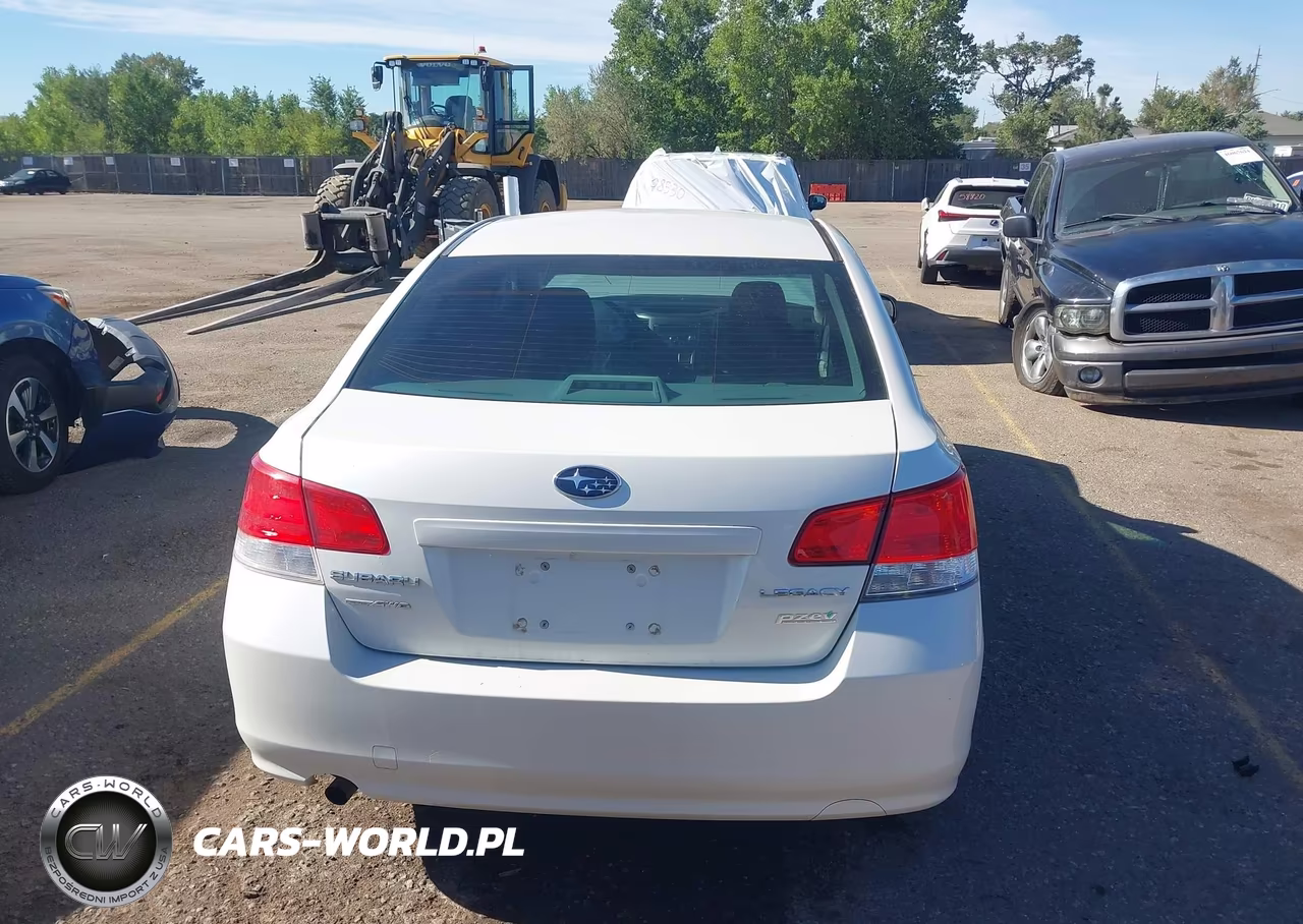 2011 Subaru Legacy 2.5I VIN:4S3BMBA69B3252455 - 17